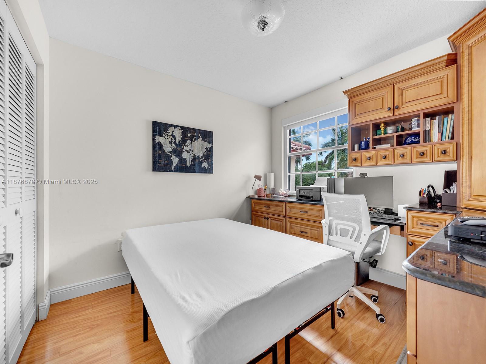 10315 NW 56th Ter