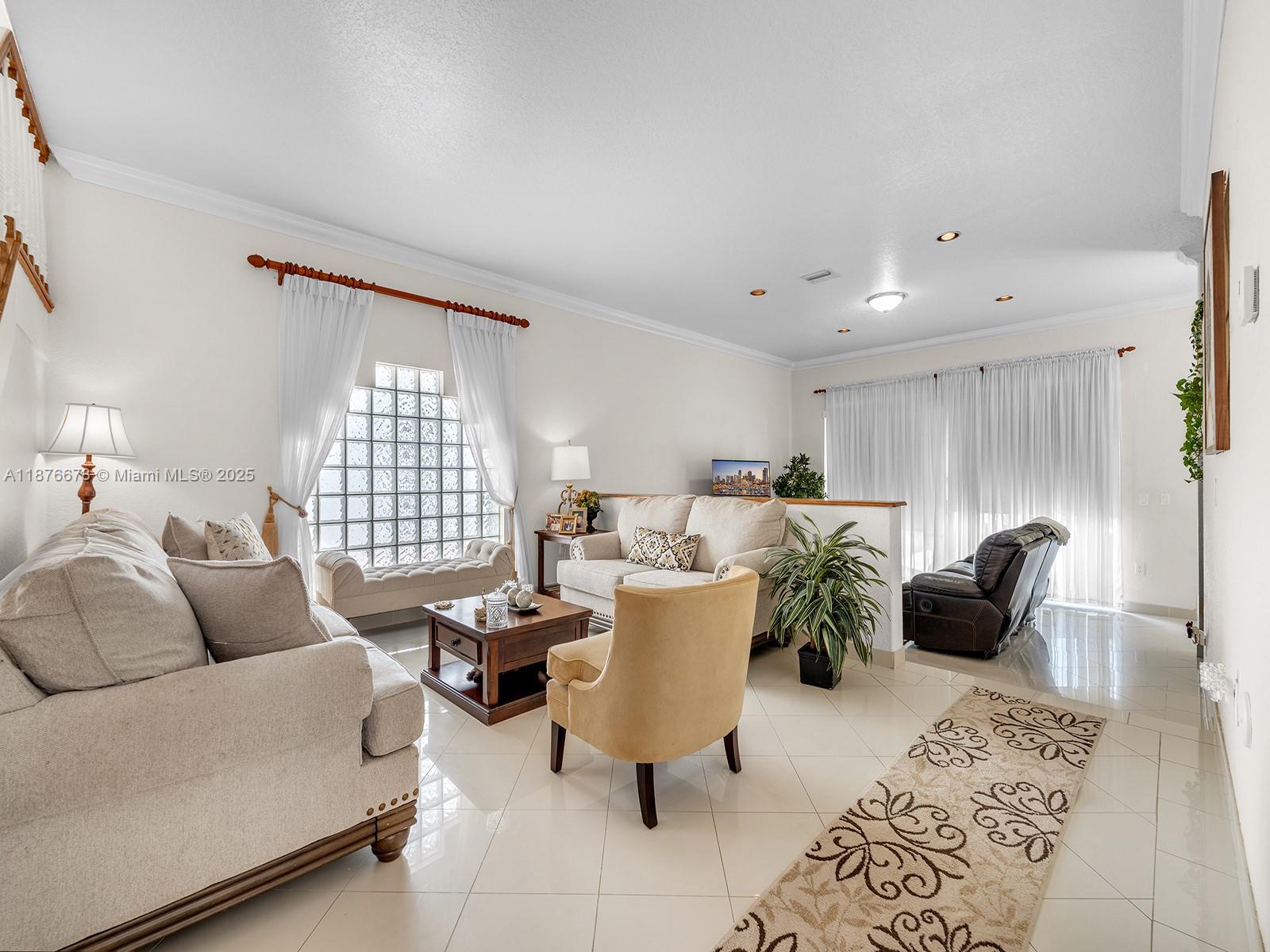 10315 NW 56th Ter