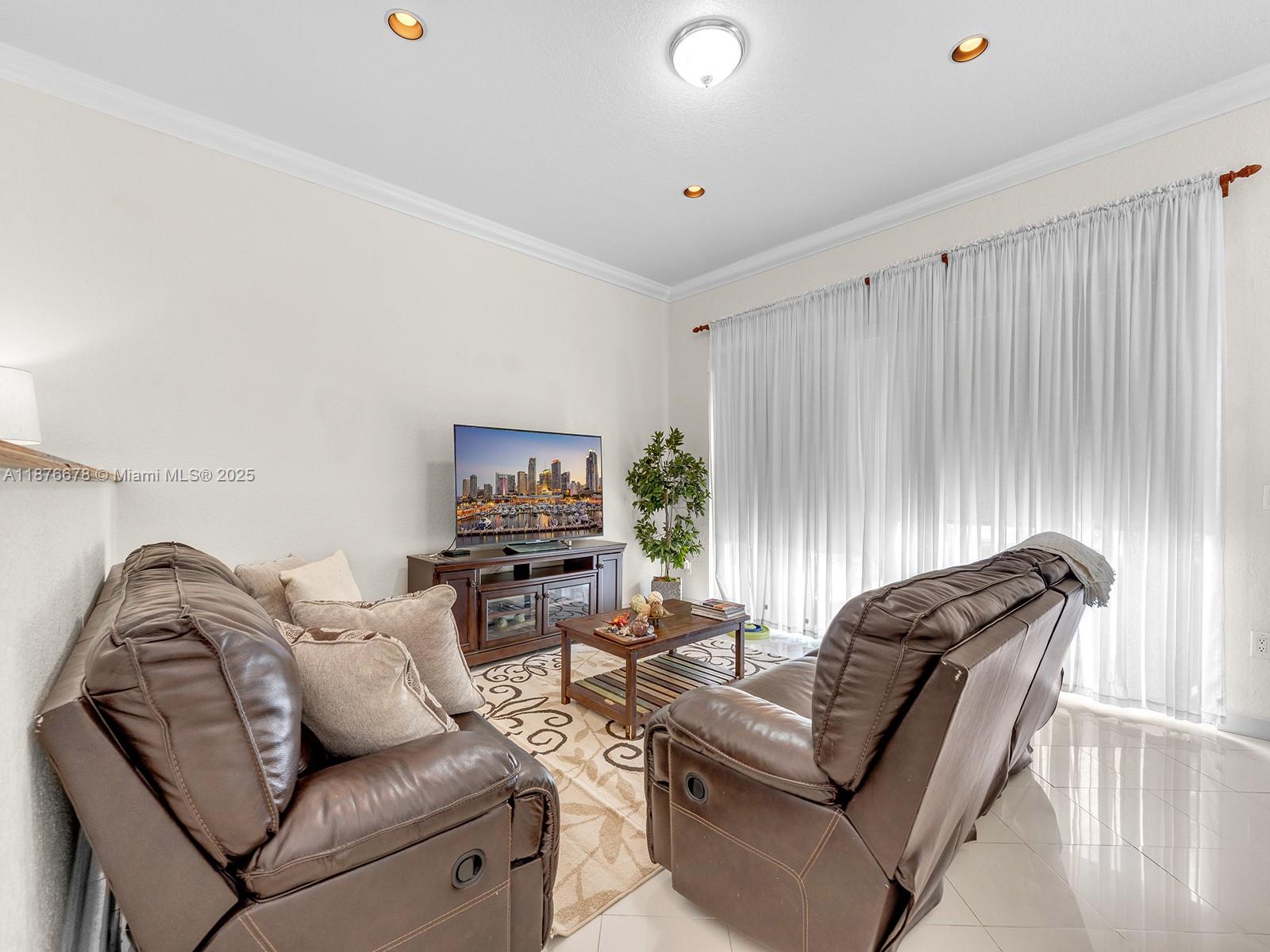10315 NW 56th Ter