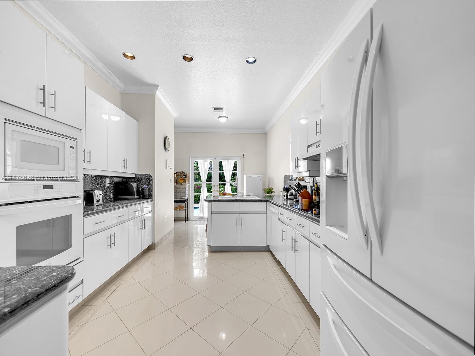 10315 NW 56th Ter
