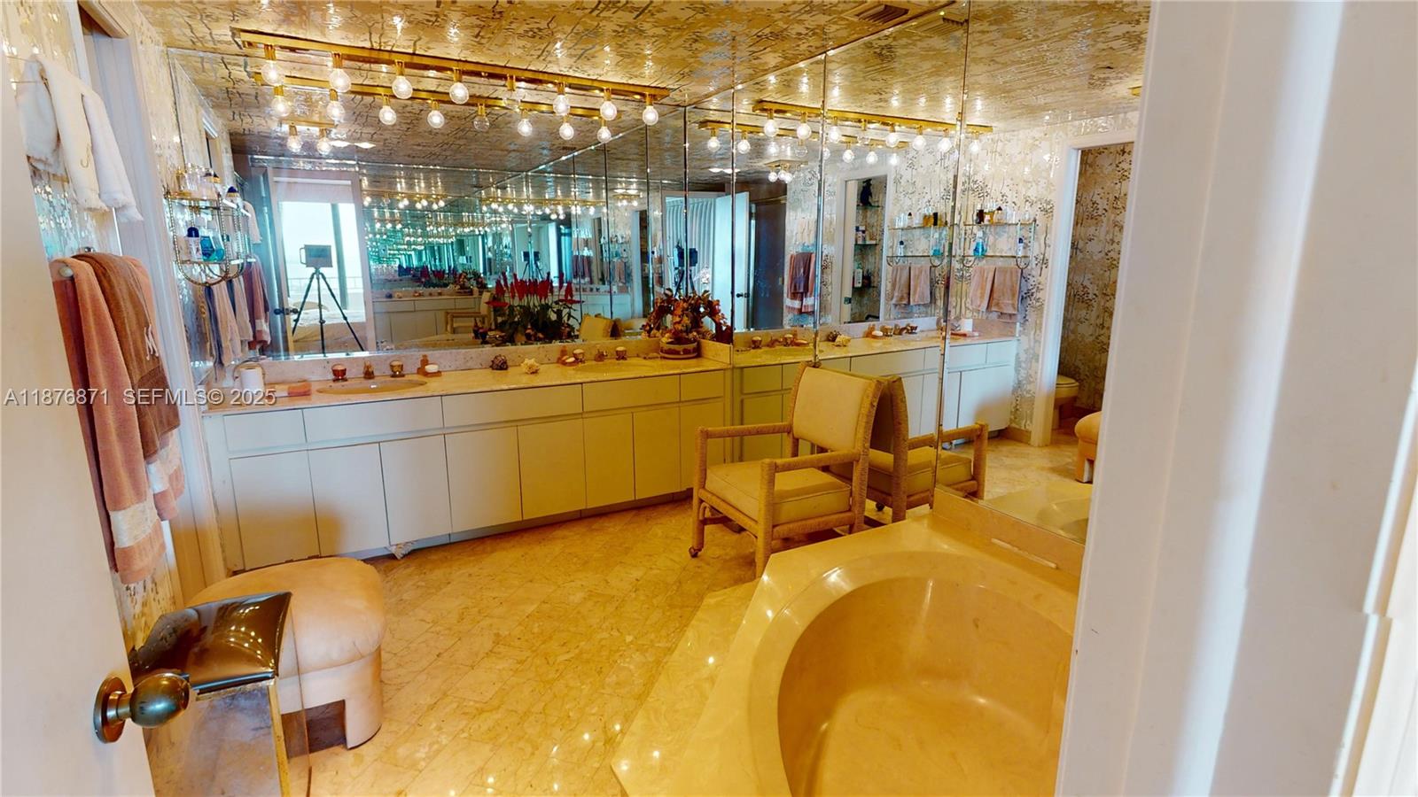 11113 Biscayne Blvd # 757