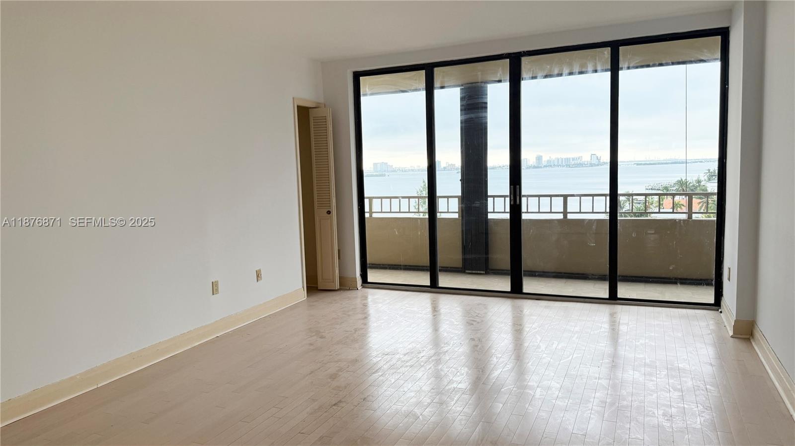 11113 Biscayne Blvd # 757