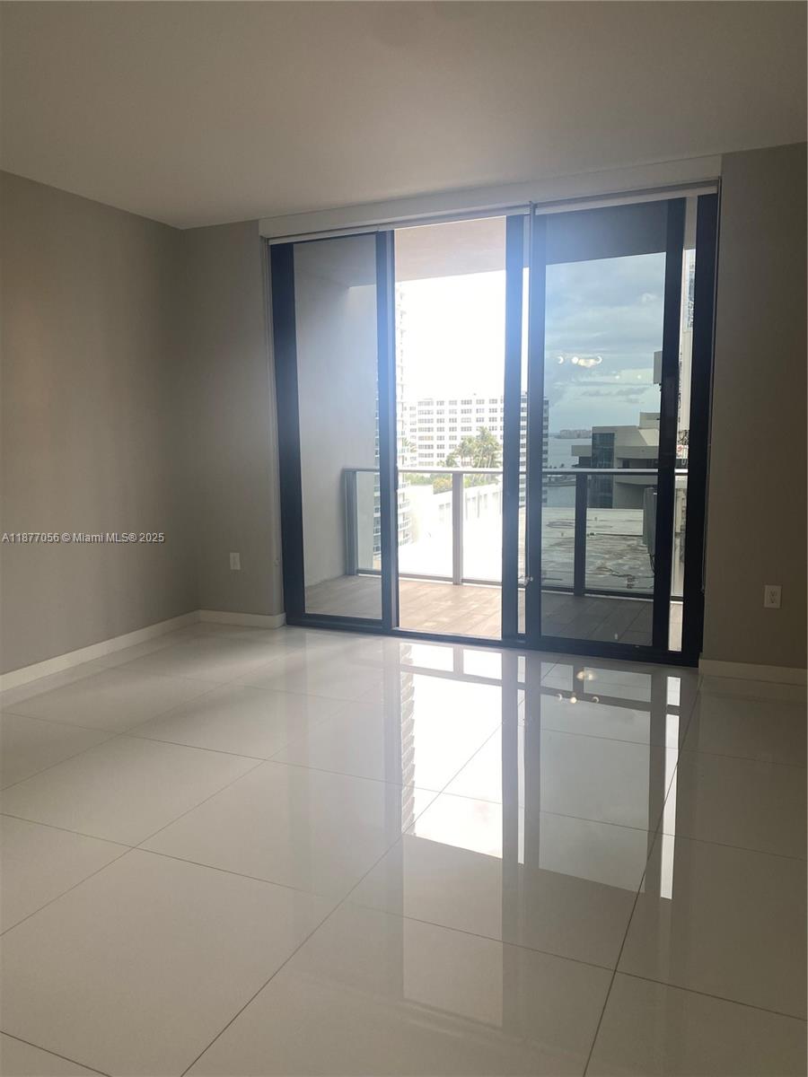 1010 Brickell Ave # 1502