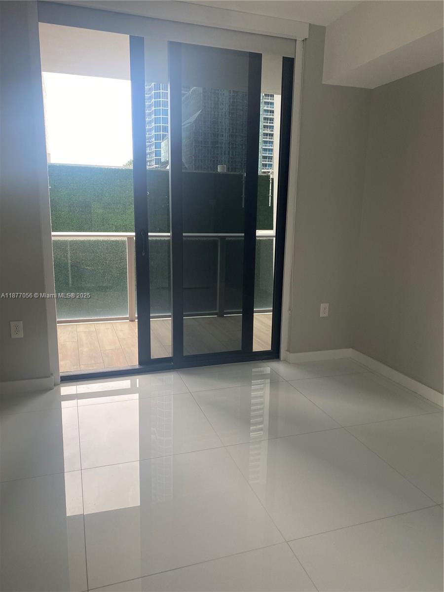 1010 Brickell Ave # 1502