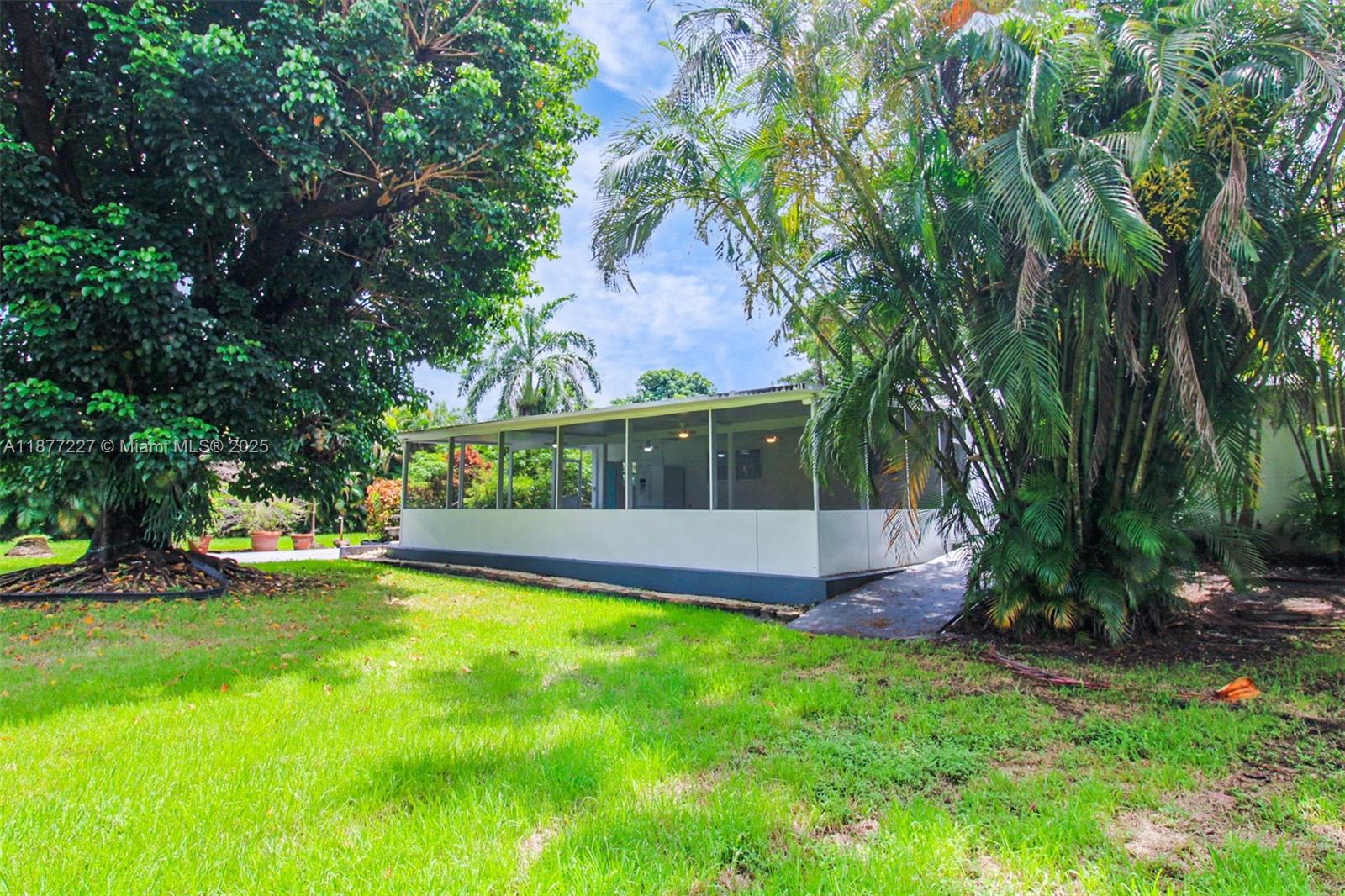 5785 SW 160th Ave