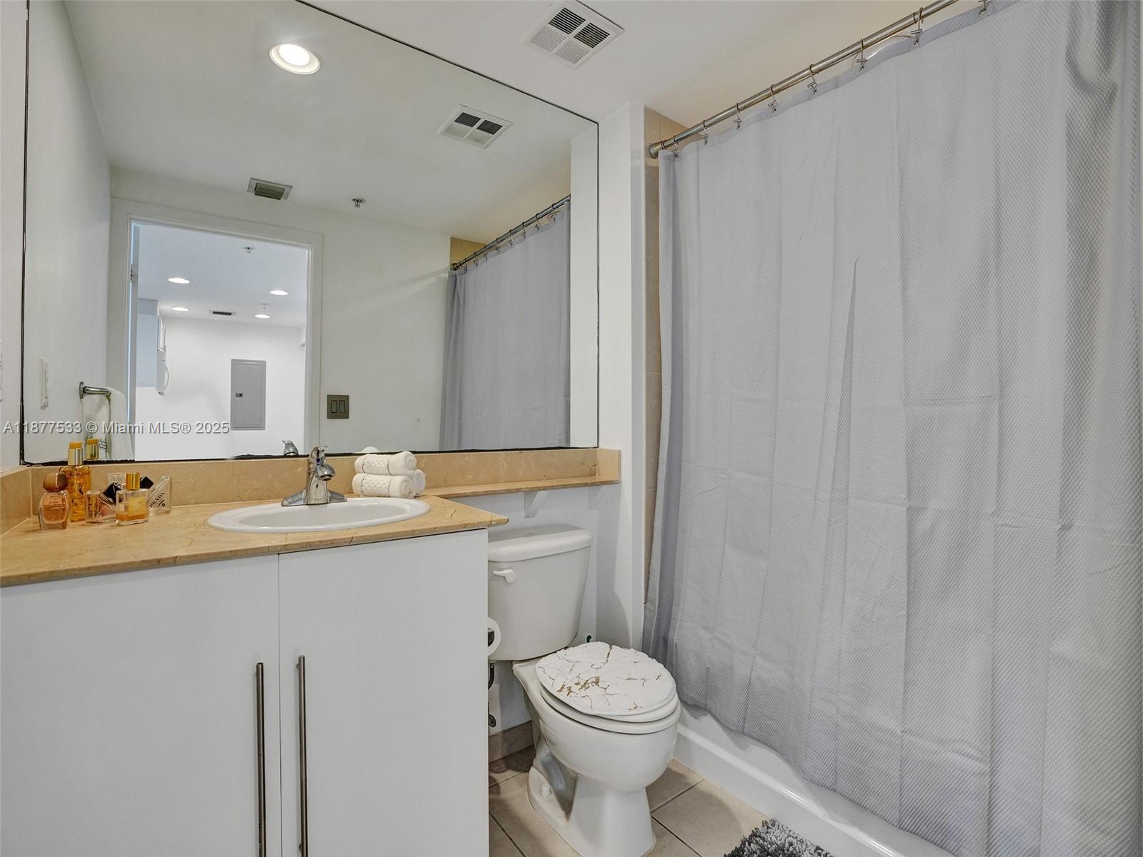 325 S Biscayne Blvd # 1520