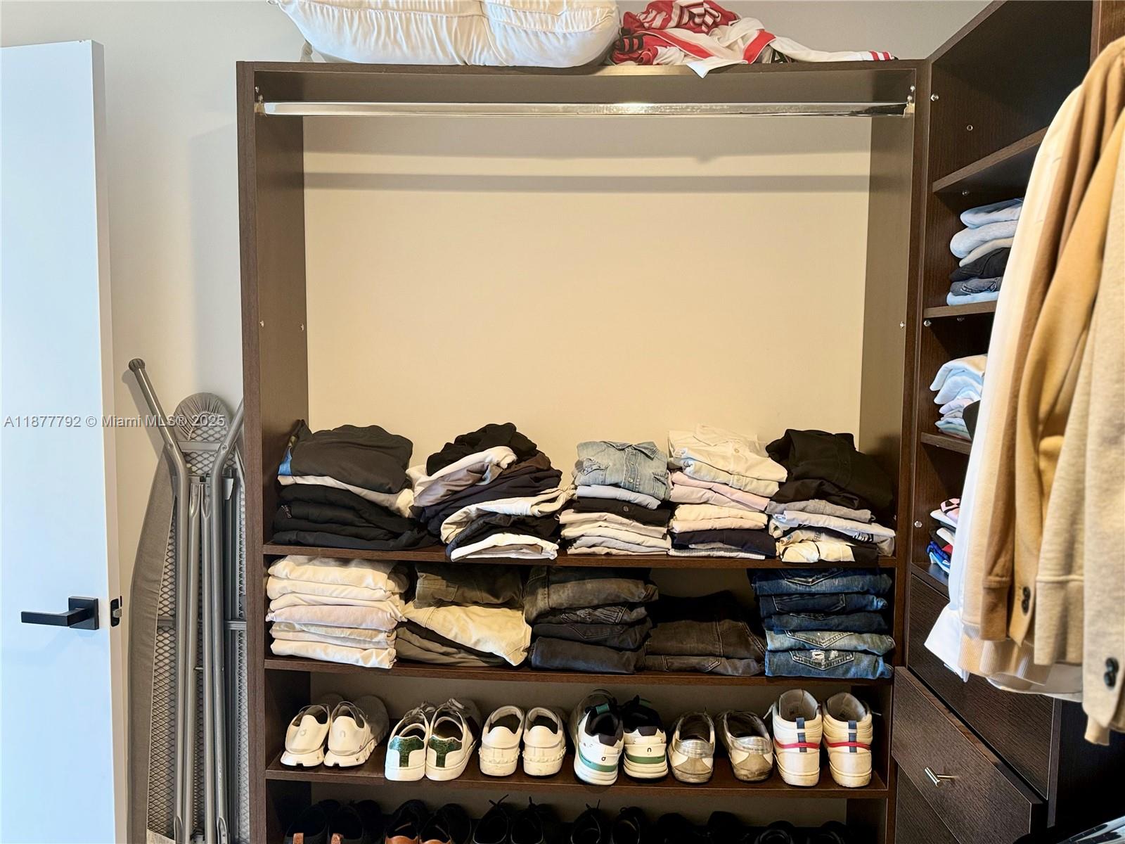 2950 NE 188th St # 443