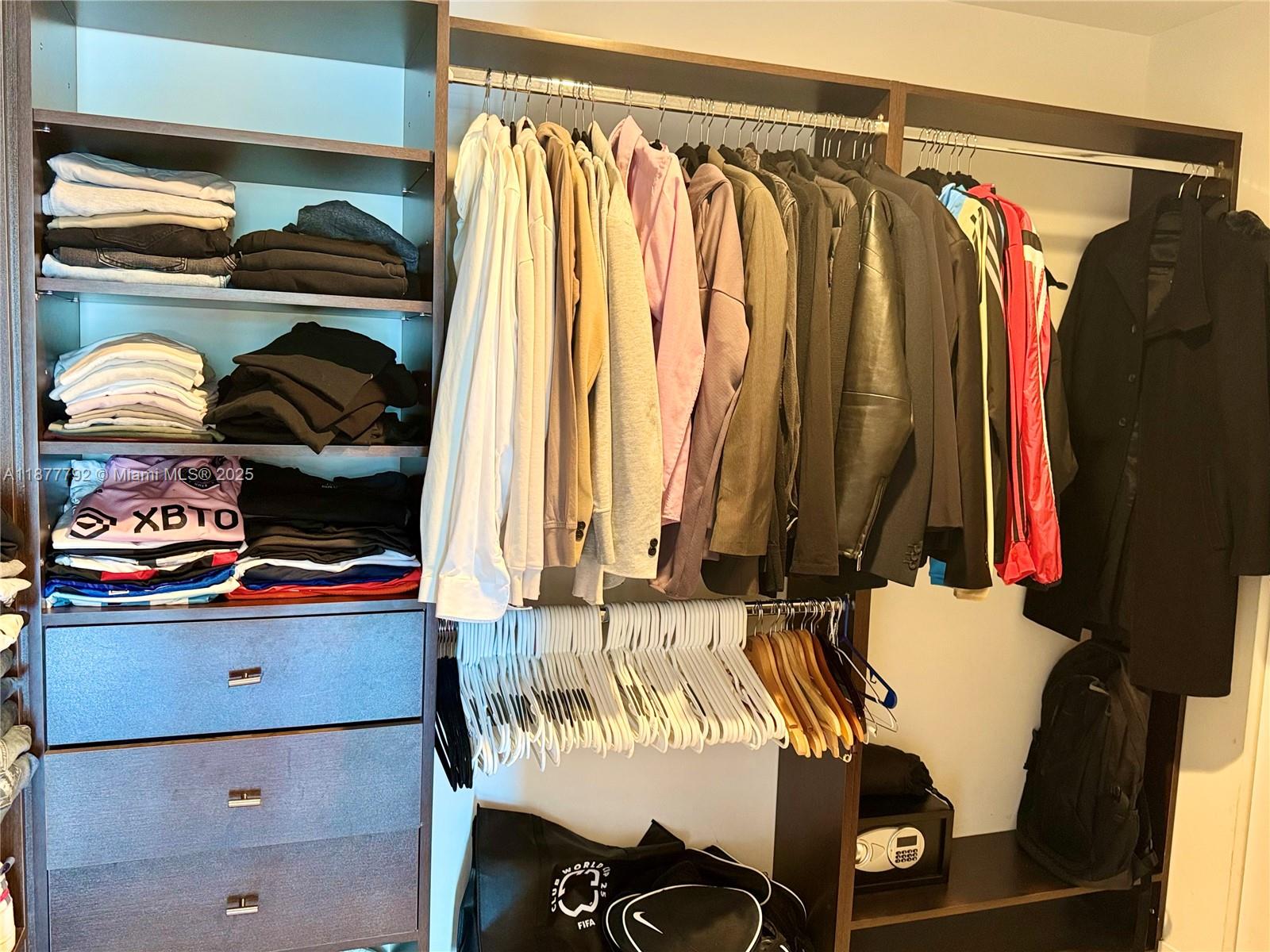 2950 NE 188th St # 443