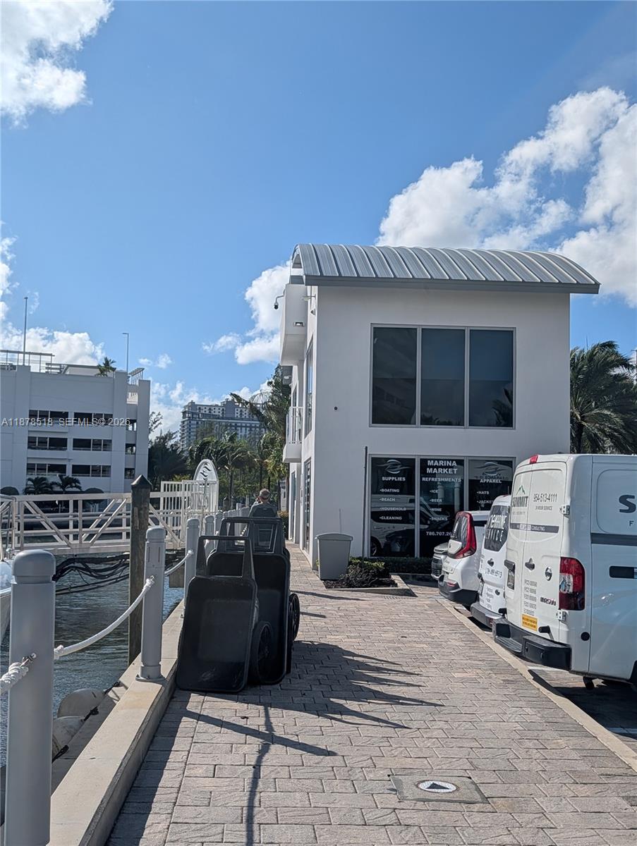 17211 Biscayne Blvd Slip 75