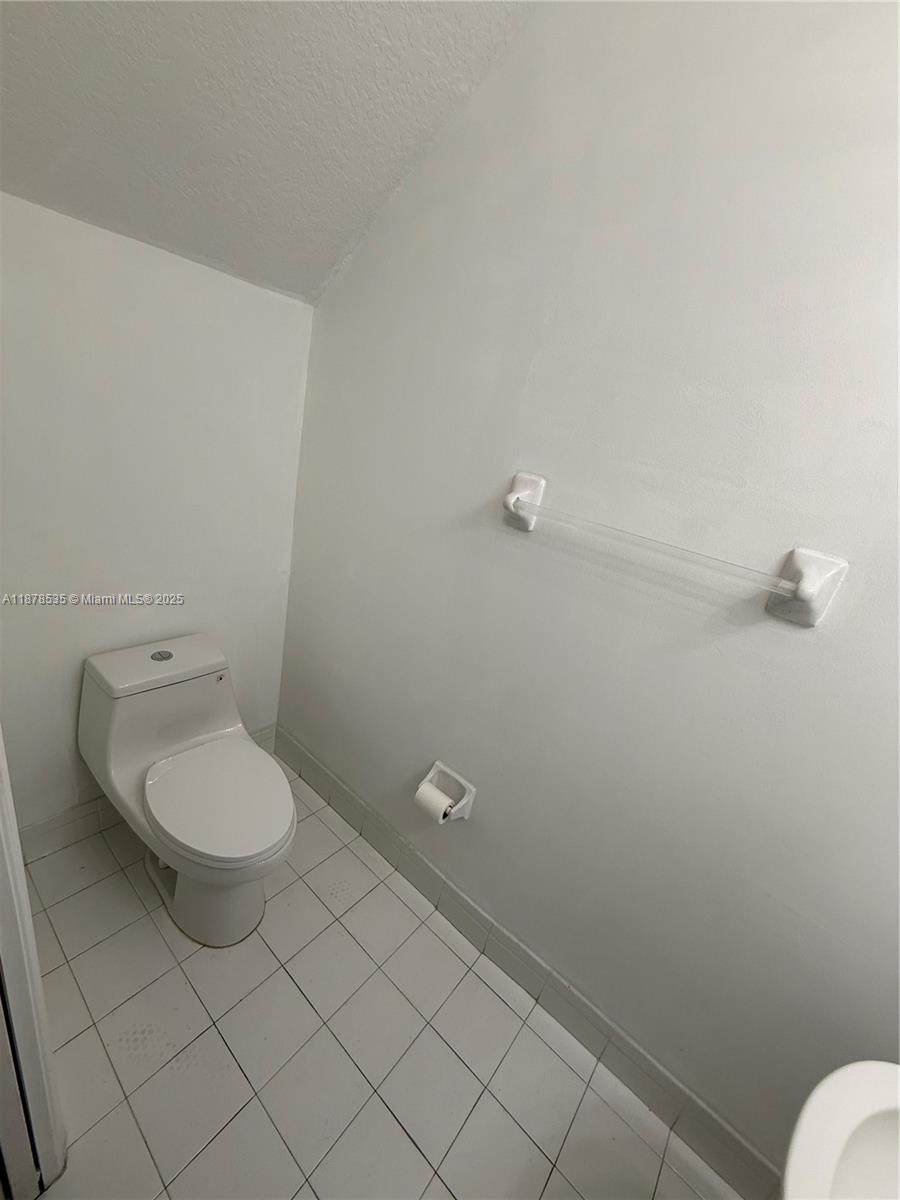 5620 NW 114 Path # 201