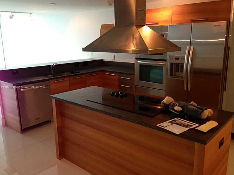 2950 NE 188 ST # 344