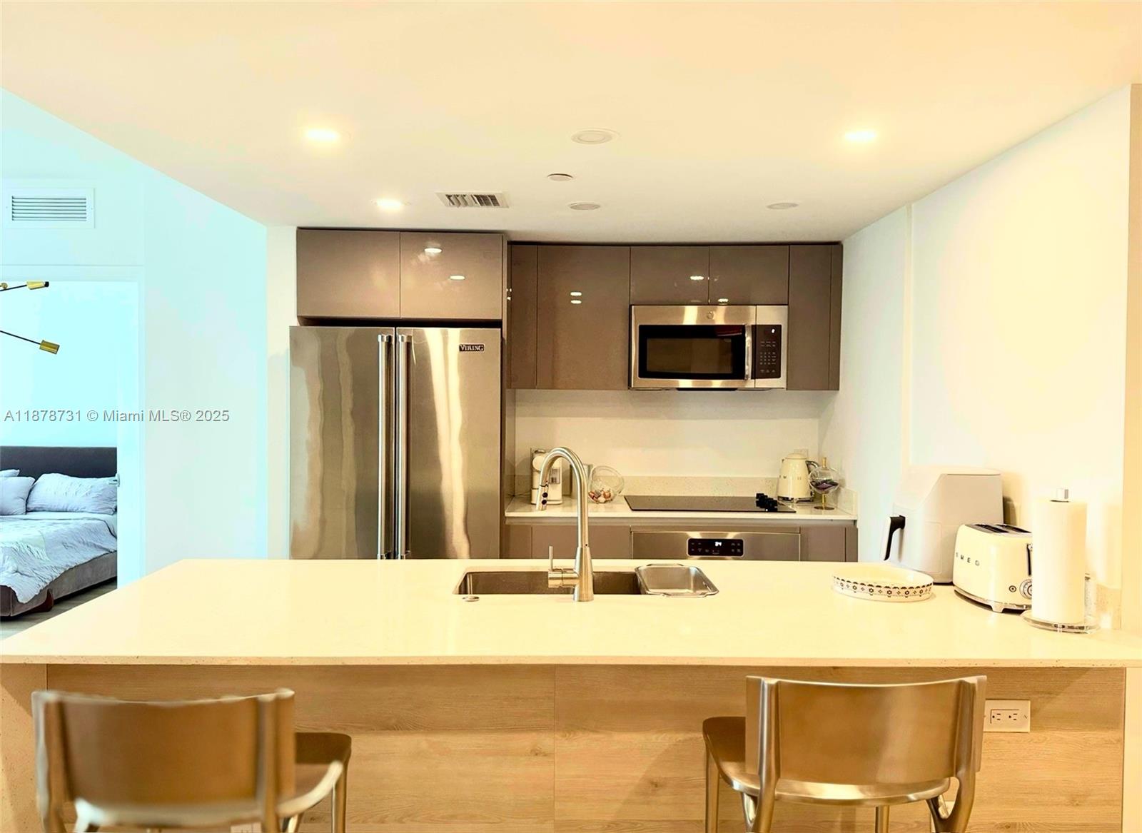 13800 Highland Dr # 307