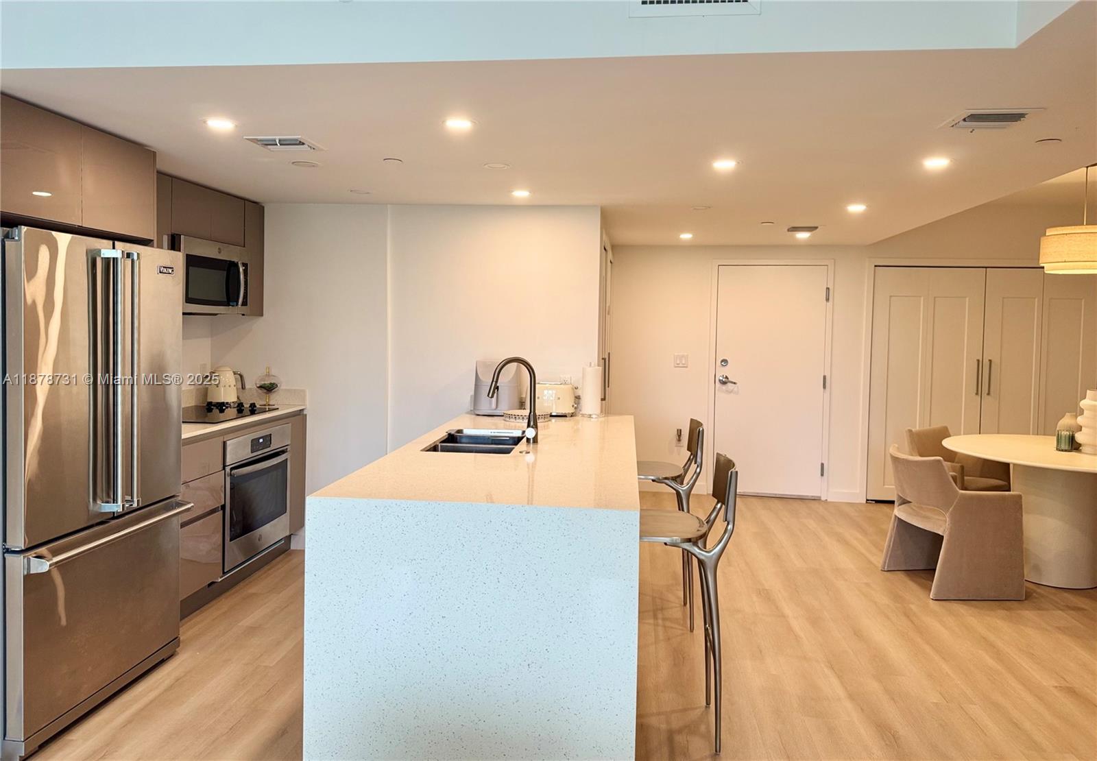 13800 Highland Dr # 307