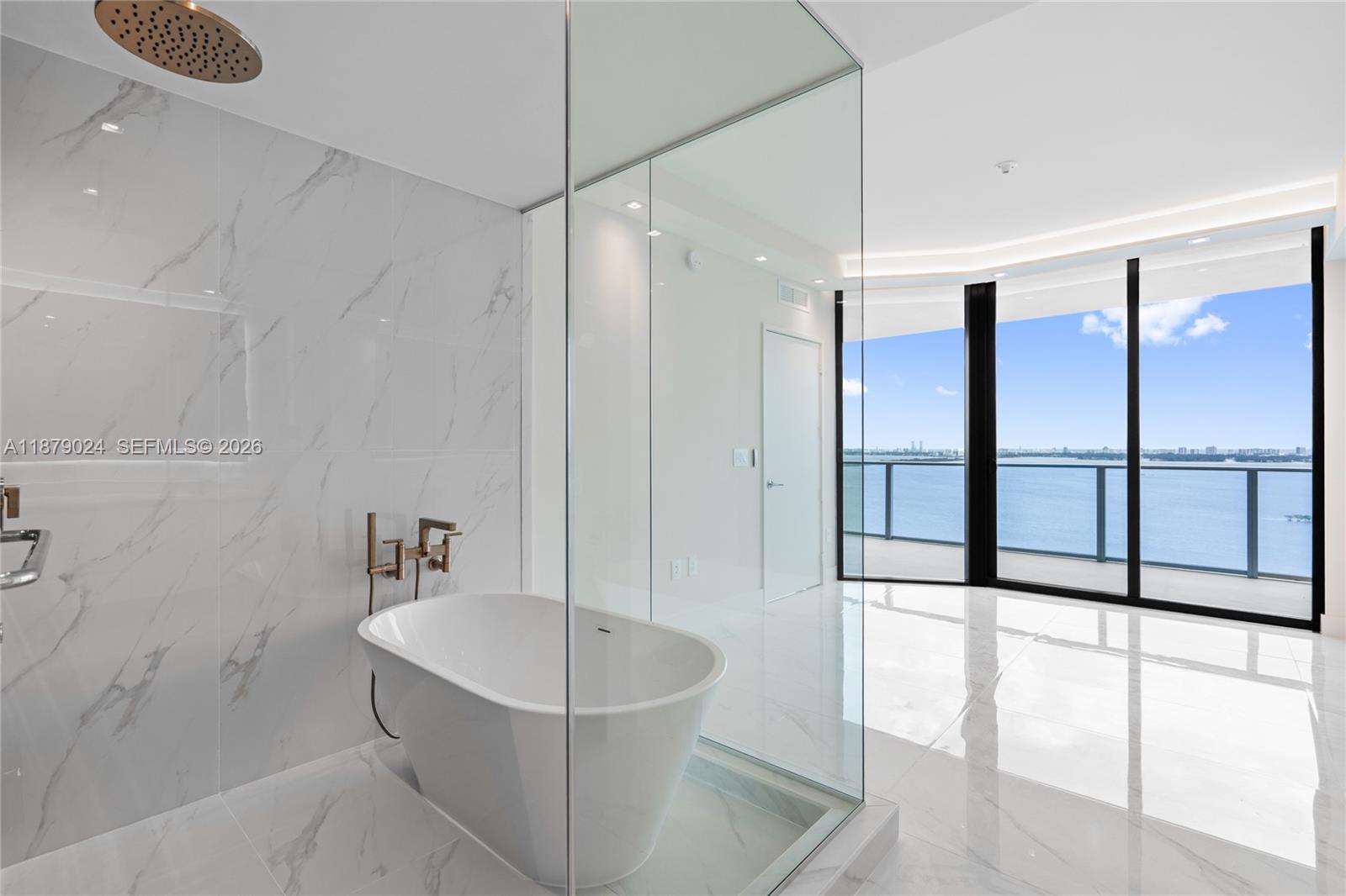 700 NE 24th ST # 2402