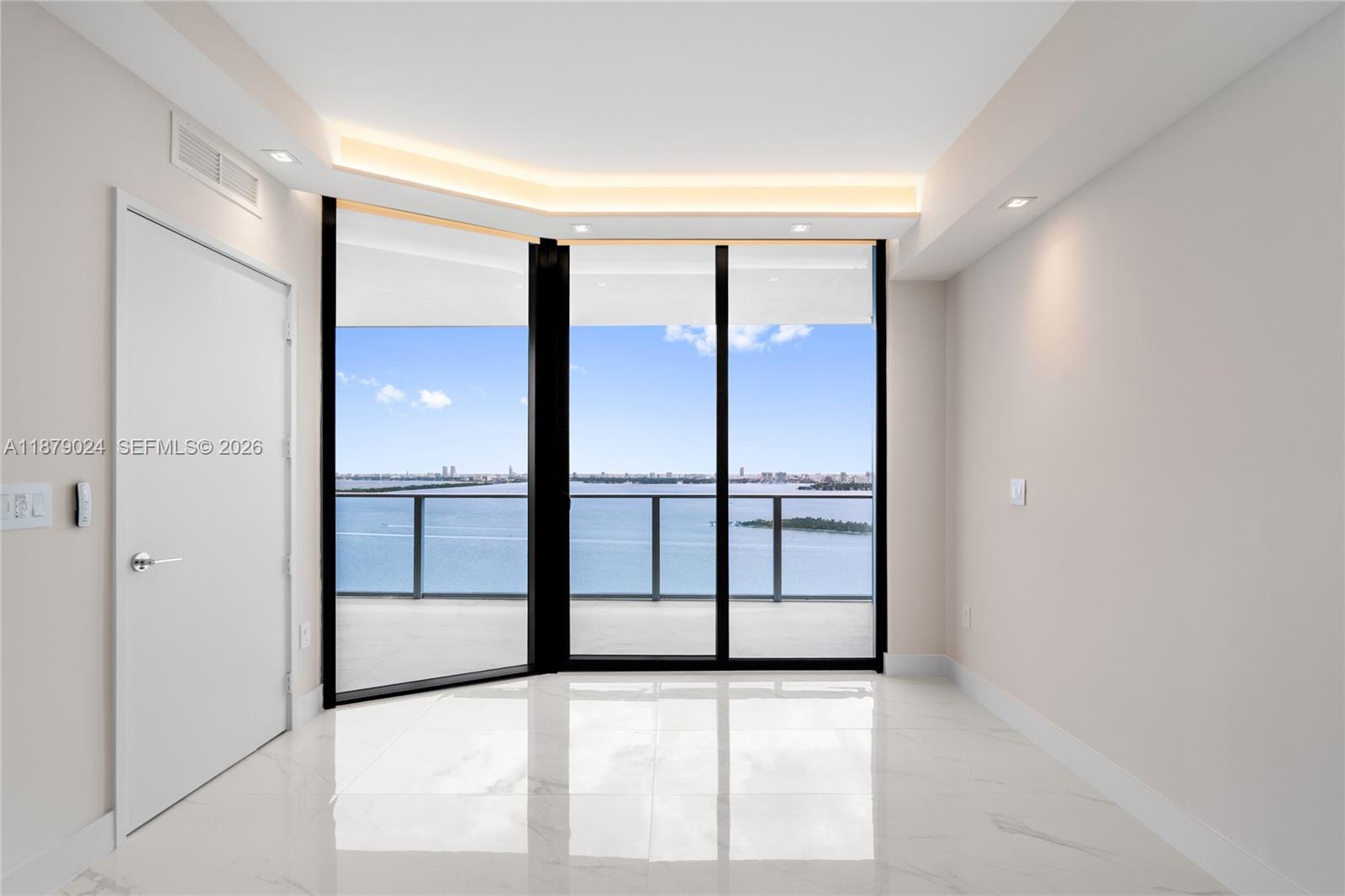 700 NE 24th ST # 2402