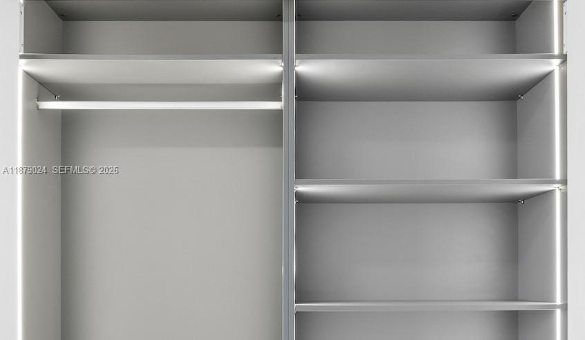 700 NE 24th ST # 2402