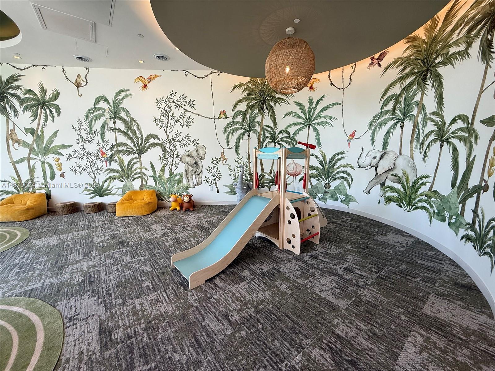 700 NE 24th ST # 2402