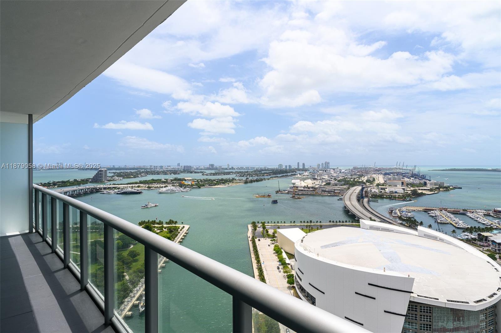 888 Biscayne Blvd # 3406