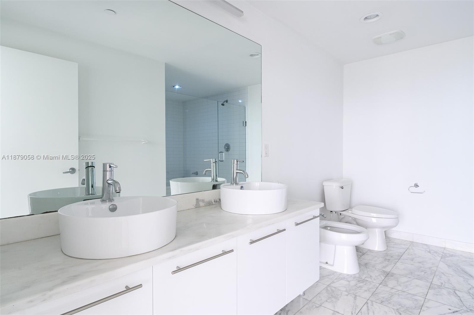 888 Biscayne Blvd # 3406