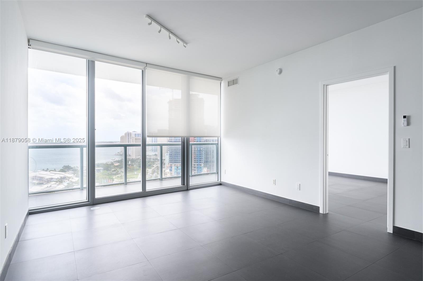 888 Biscayne Blvd # 3406