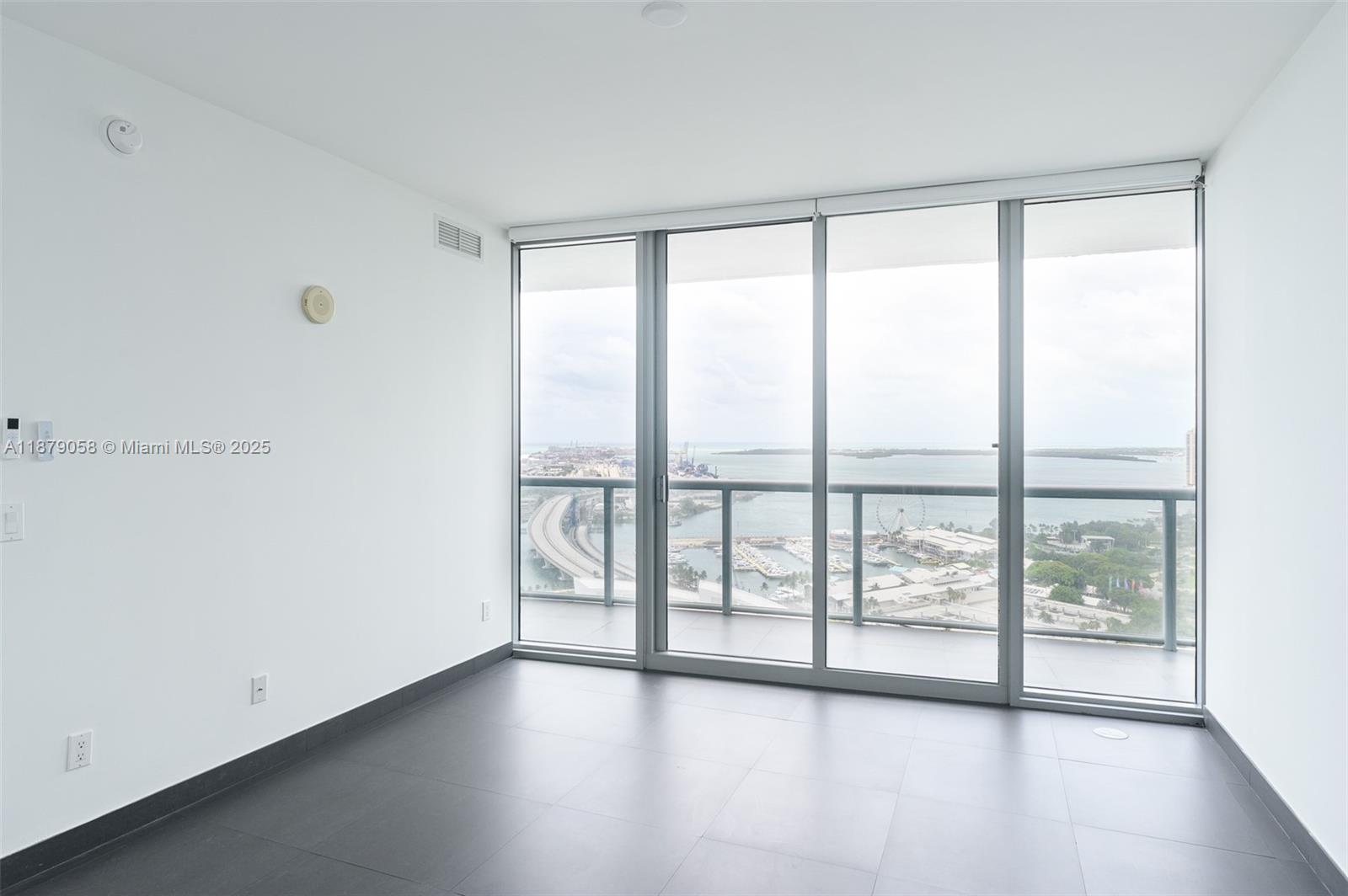 888 Biscayne Blvd # 3406