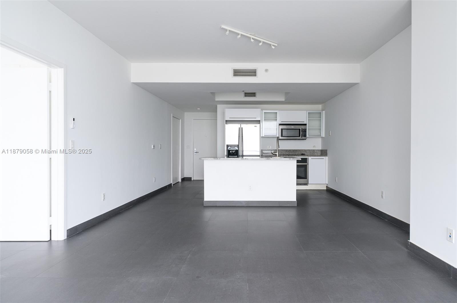 888 Biscayne Blvd # 3406