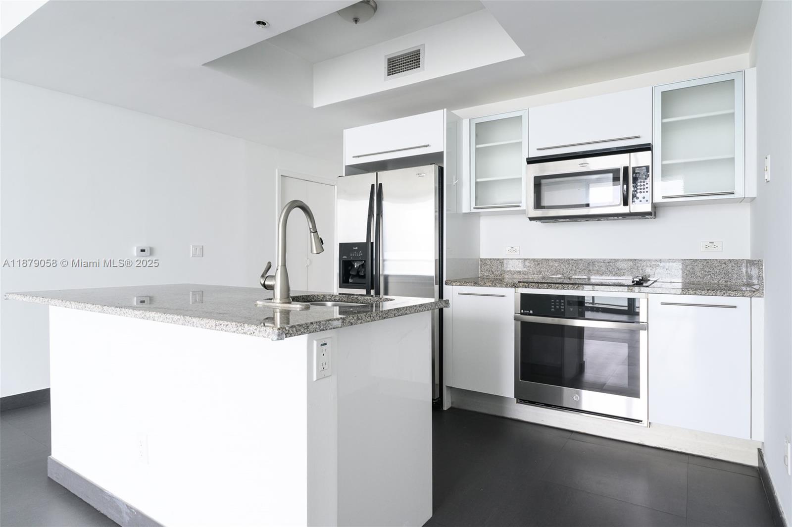888 Biscayne Blvd # 3406