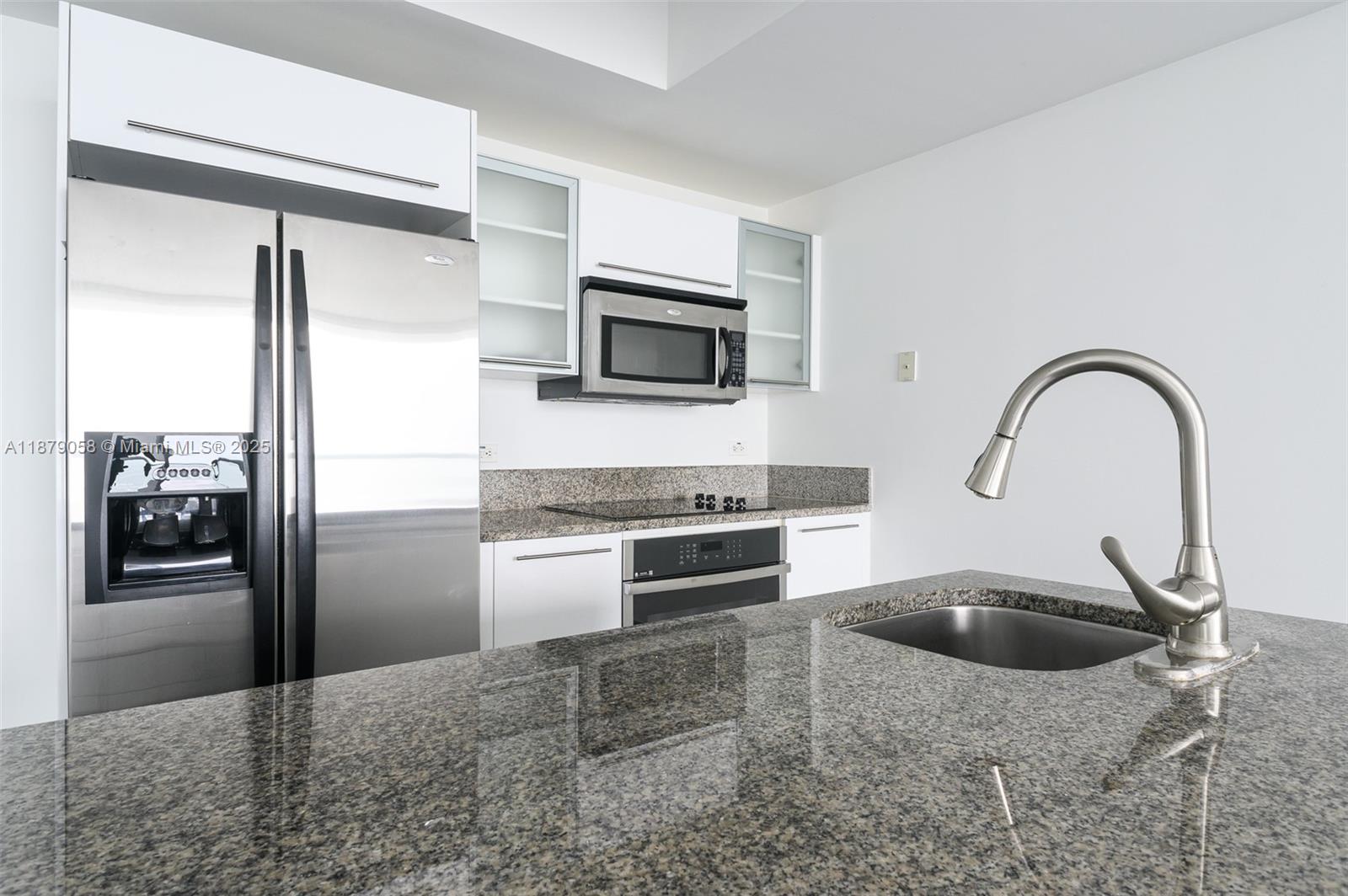 888 Biscayne Blvd # 3406