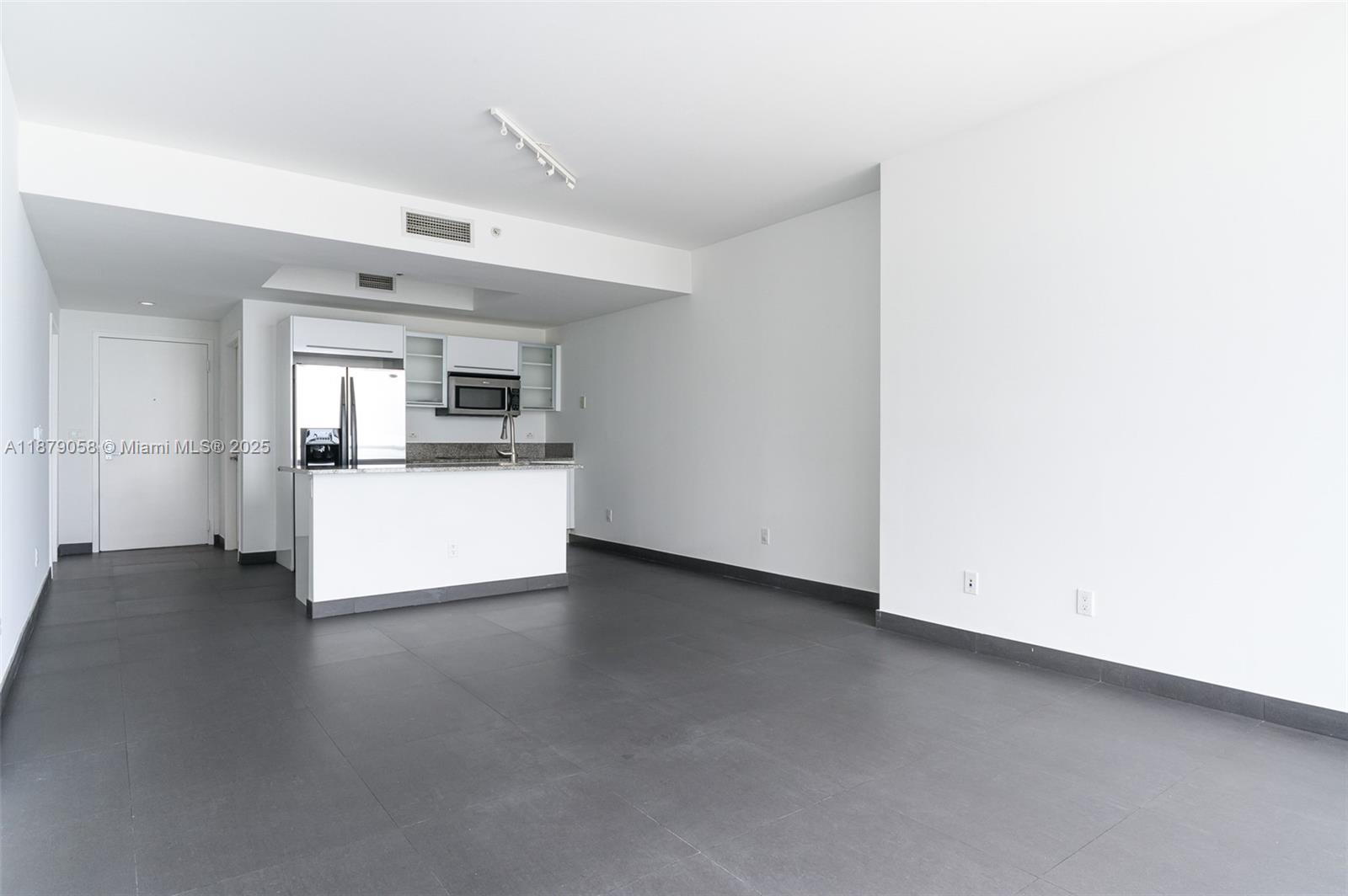 888 Biscayne Blvd # 3406