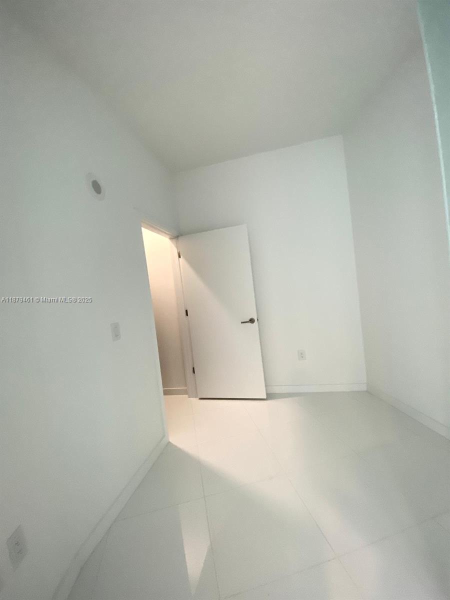 851 NE 1st Ave # 3709