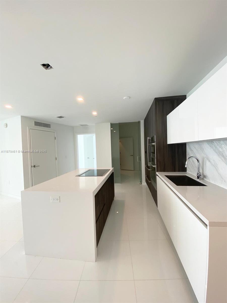 851 NE 1st Ave # 3709