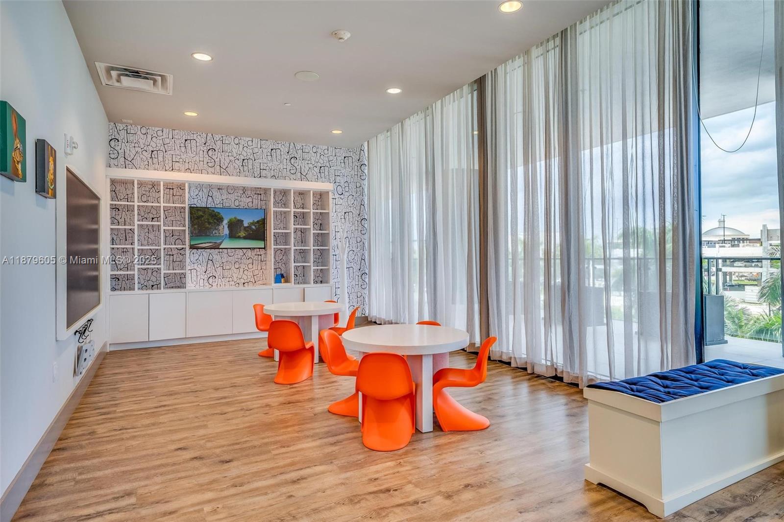 5300 Paseo Blvd # 1714