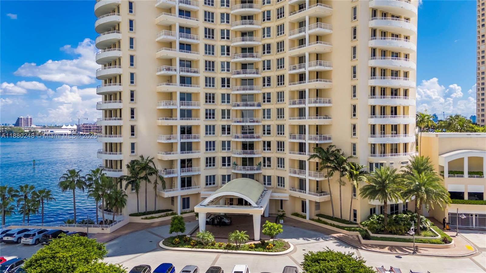 888 Brickell Key Dr # 1807