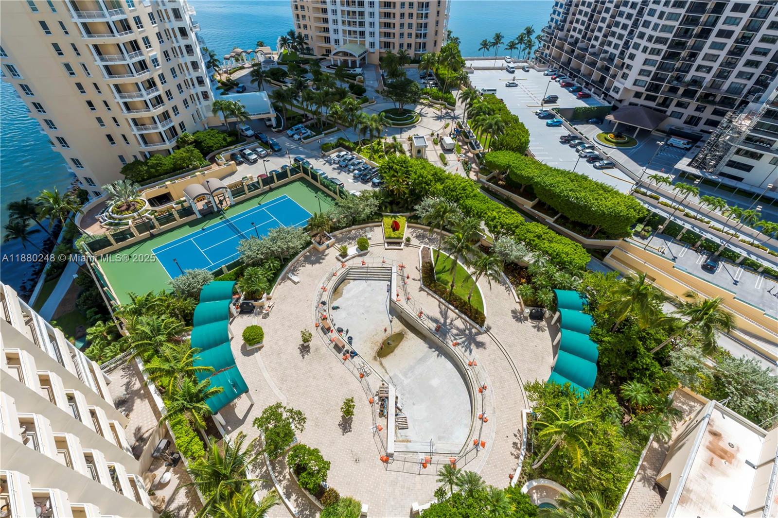 888 Brickell Key Dr # 1807