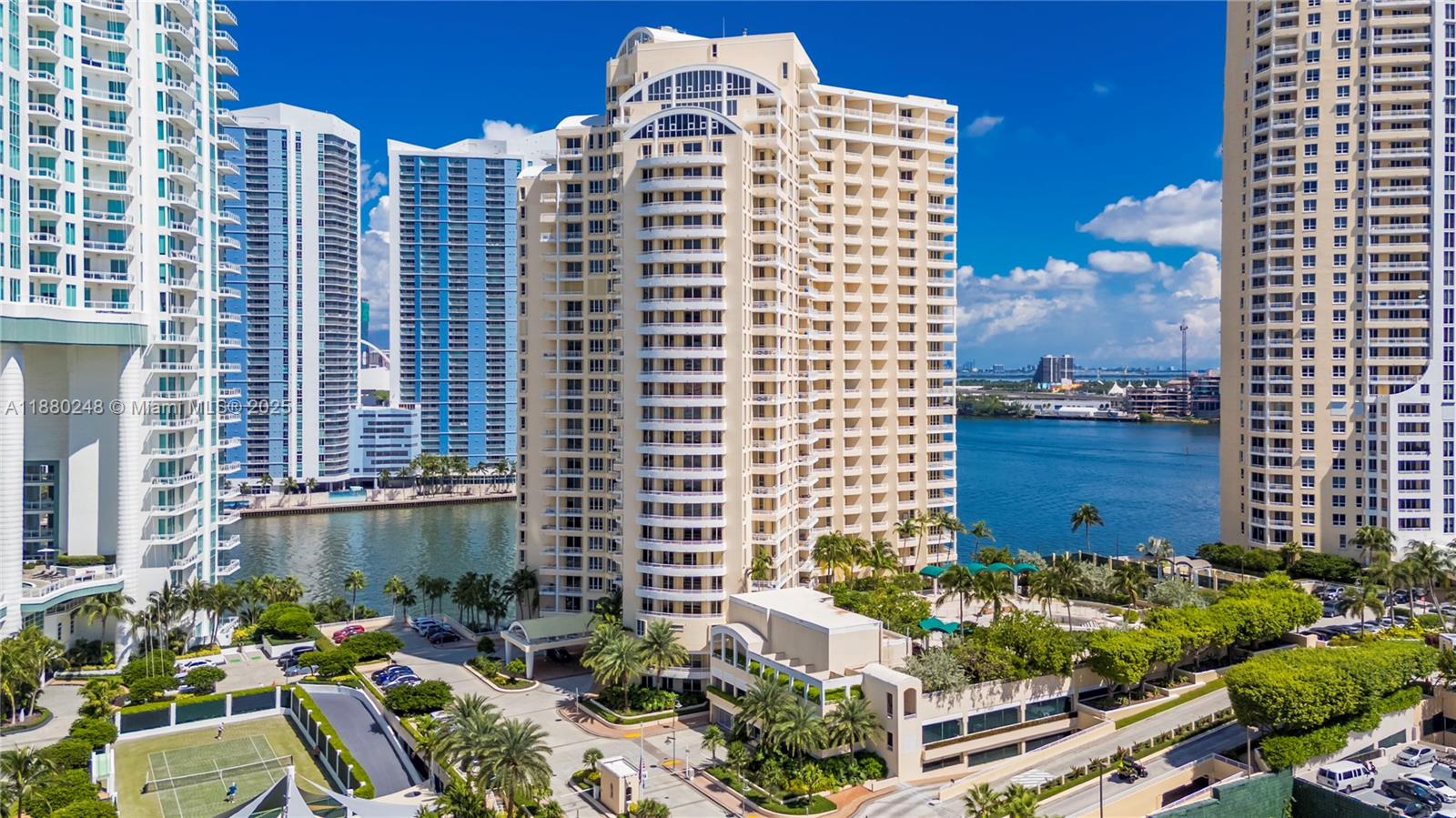 888 Brickell Key Dr # 1807