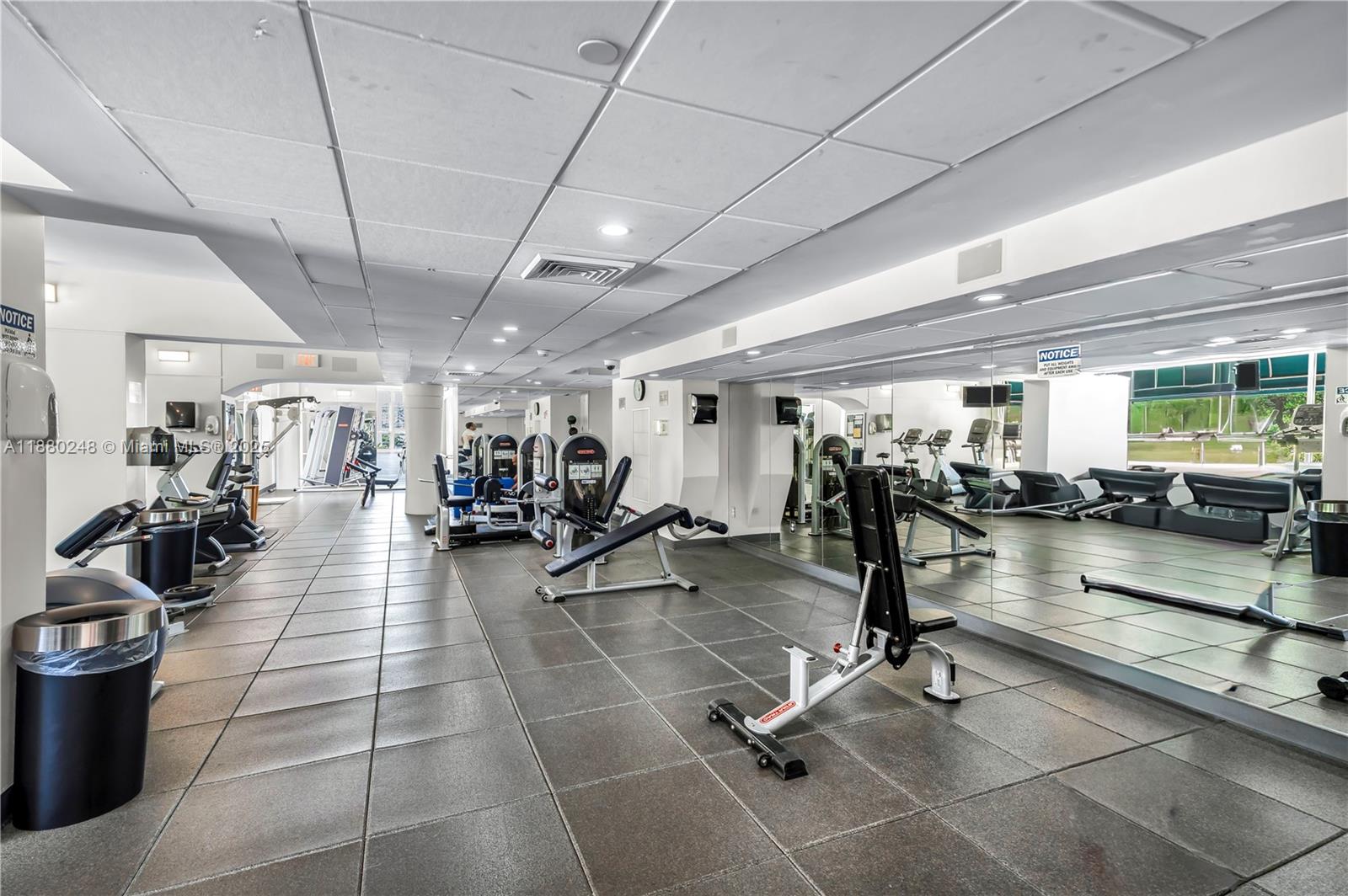 888 Brickell Key Dr # 1807