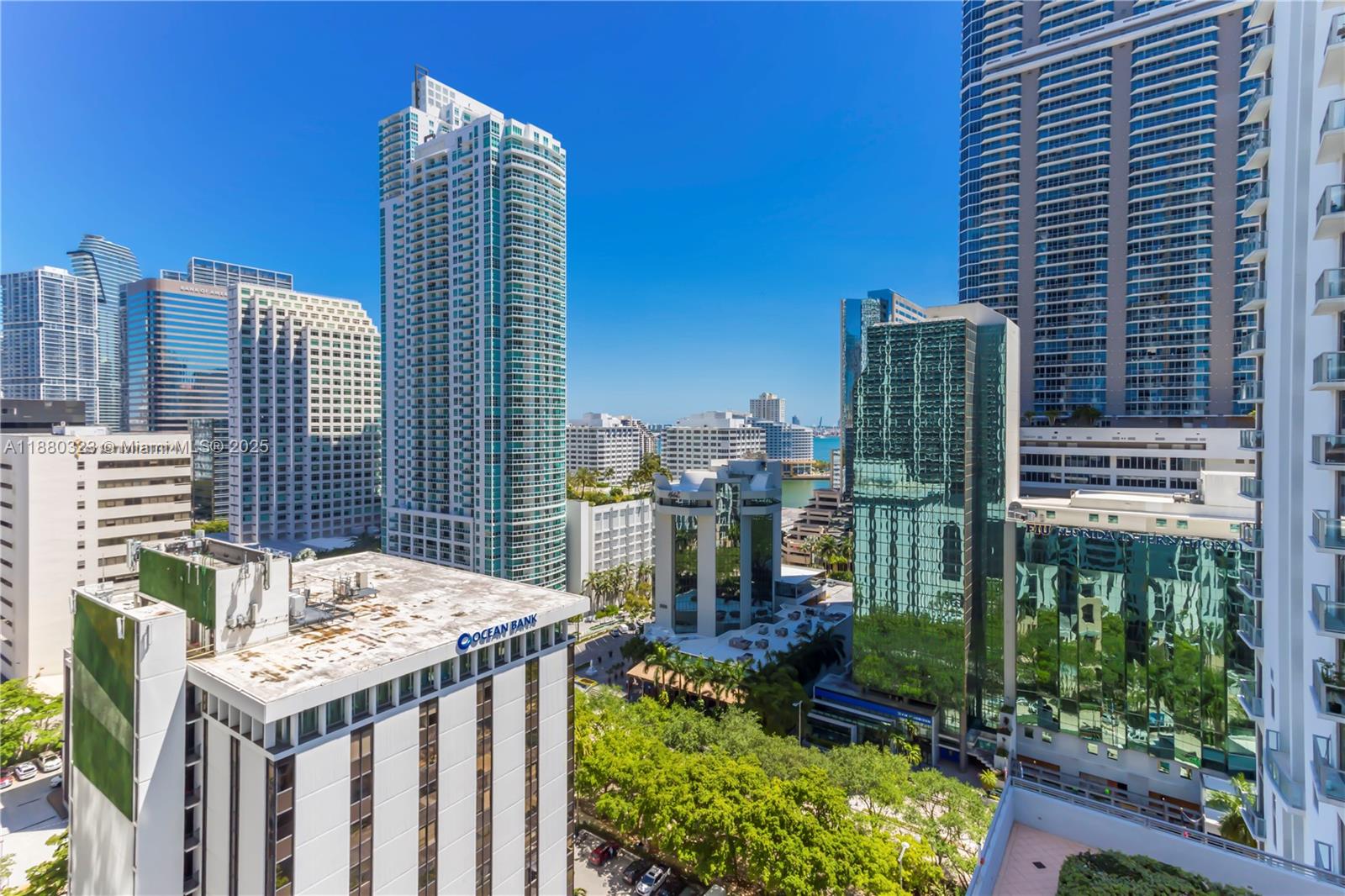 1050 Brickell Ave # 1808