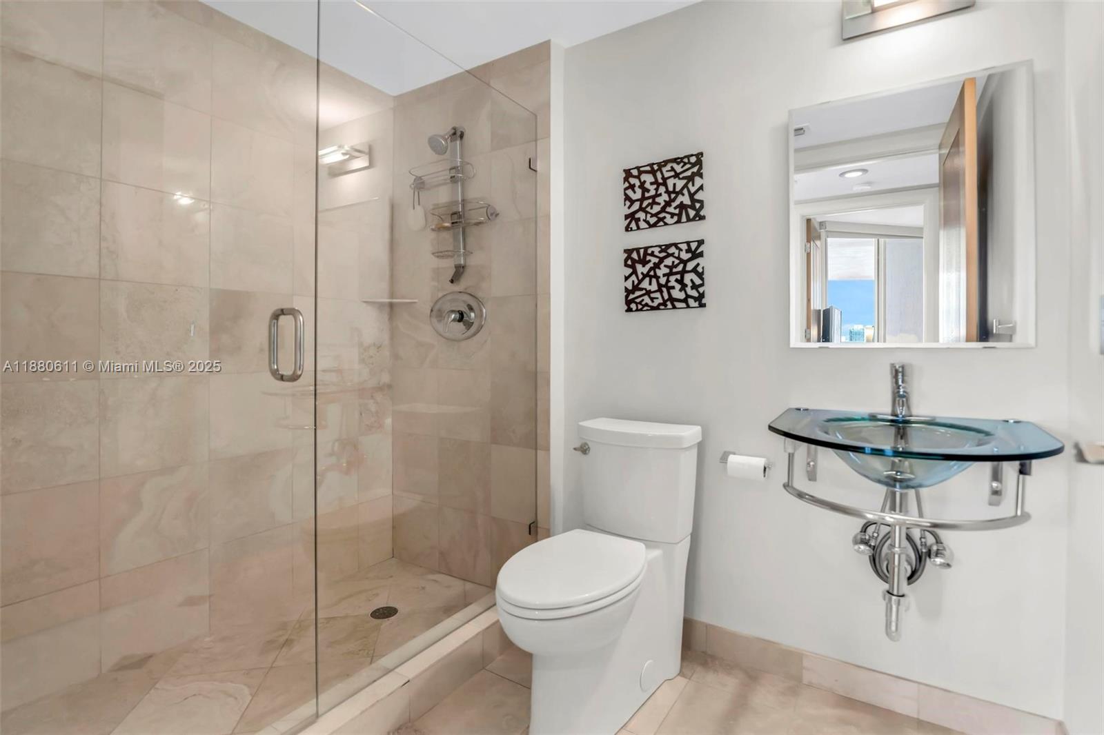 17555 Collins Ave # 7 Unit: UP-7