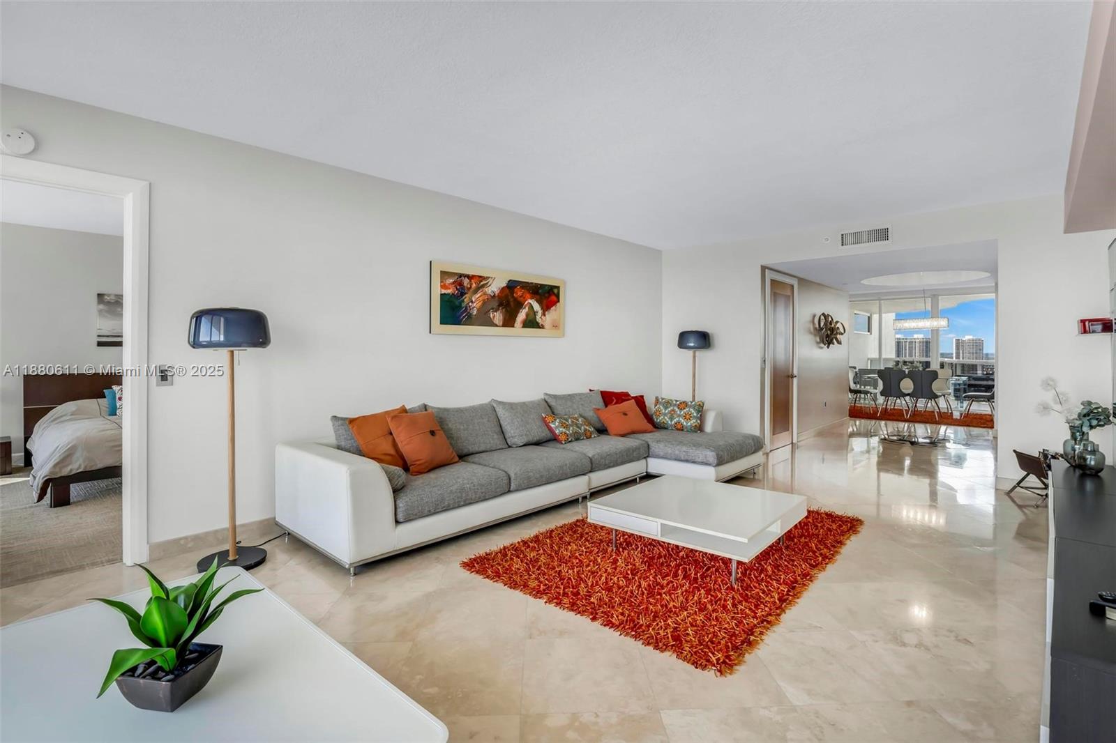 17555 Collins Ave # 7 Unit: UP-7