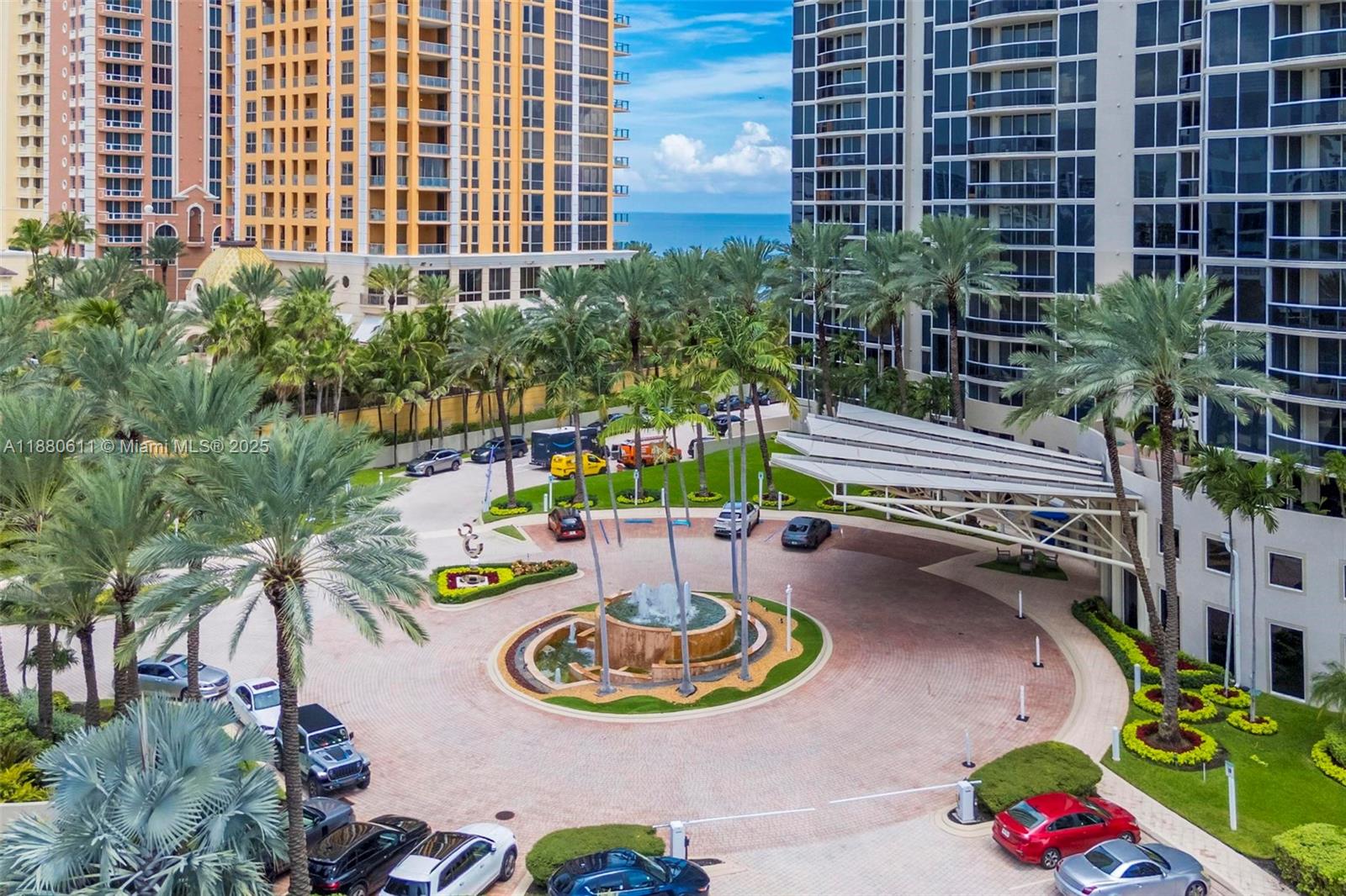 17555 Collins Ave # 7 Unit: UP-7