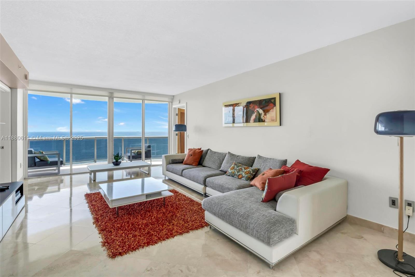 17555 Collins Ave # 7 Unit: UP-7