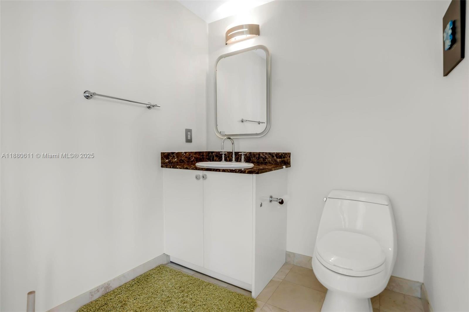 17555 Collins Ave # 7 Unit: UP-7