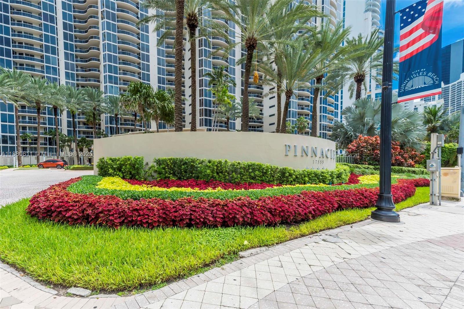 17555 Collins Ave # 7 Unit: UP-7