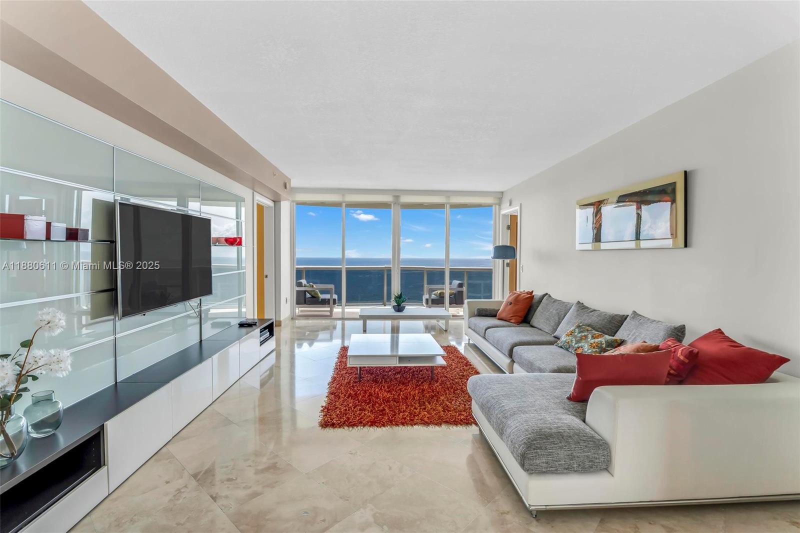 17555 Collins Ave # 7 Unit: UP-7