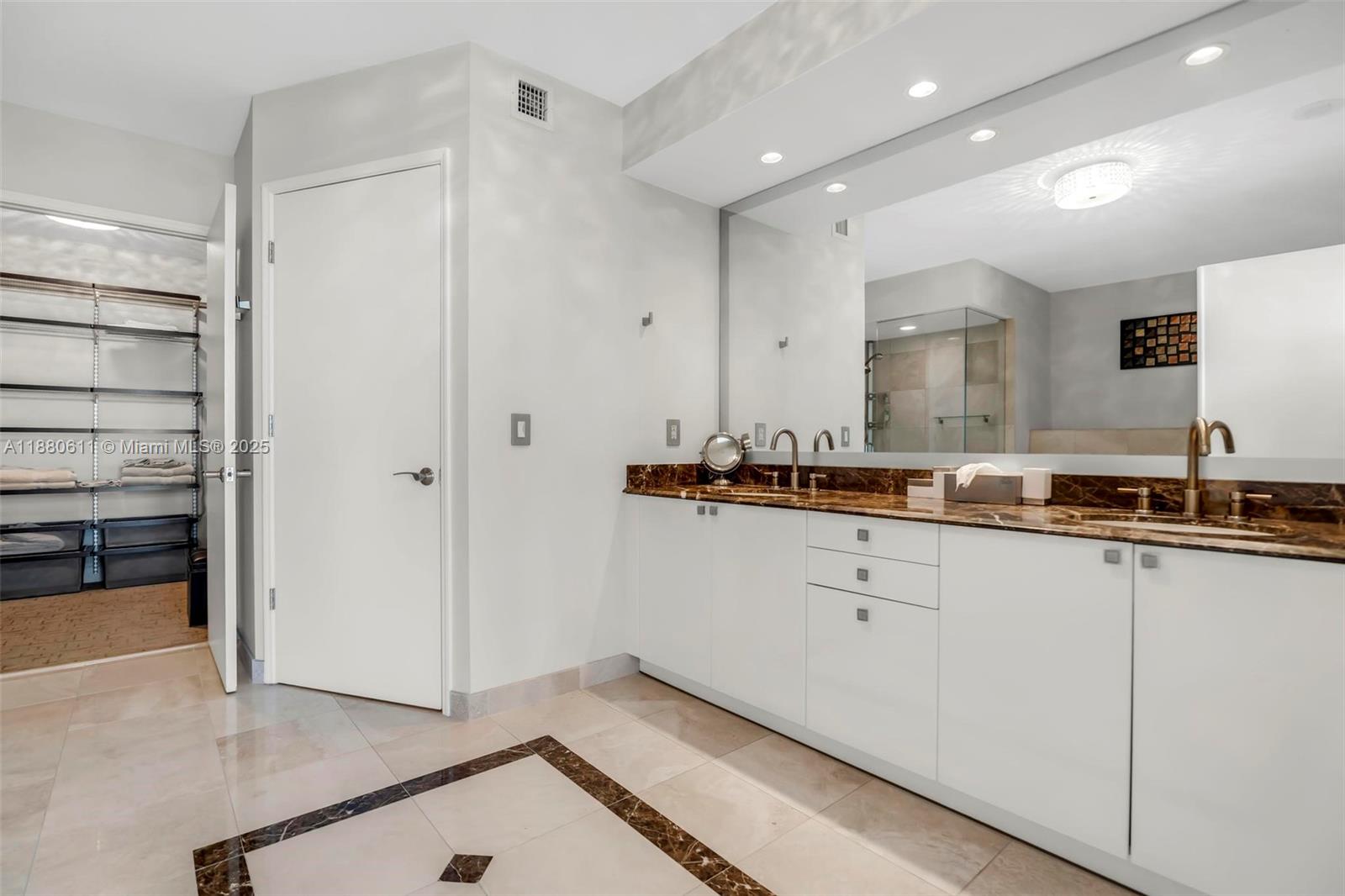 17555 Collins Ave # 7 Unit: UP-7