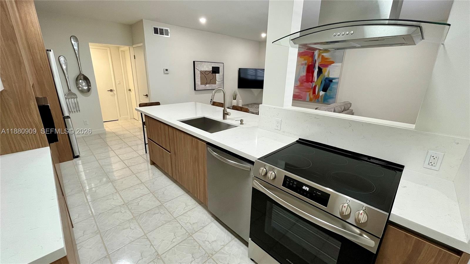 2200 S Ocean Dr # N307
