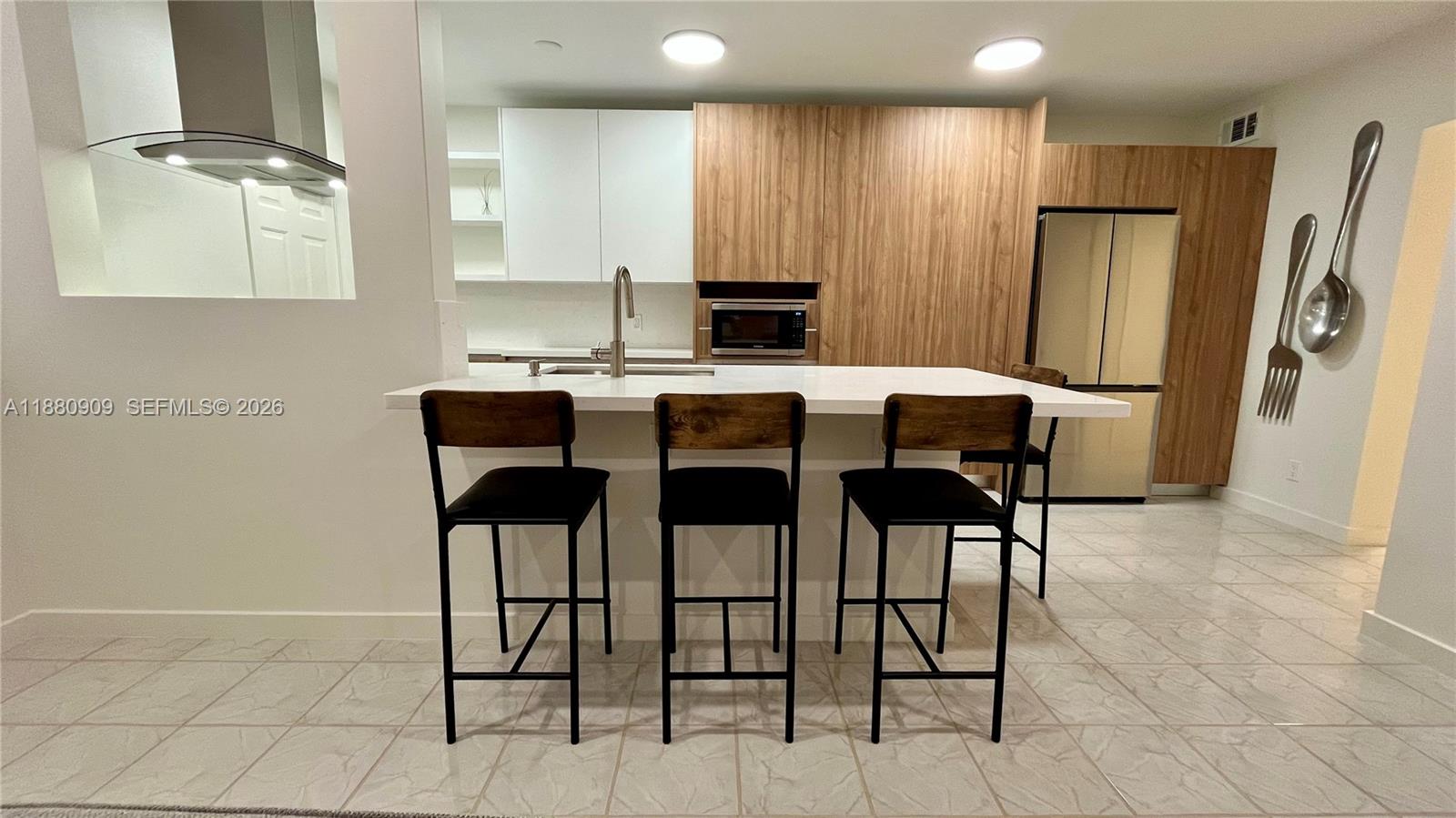 2200 S Ocean Dr # N307
