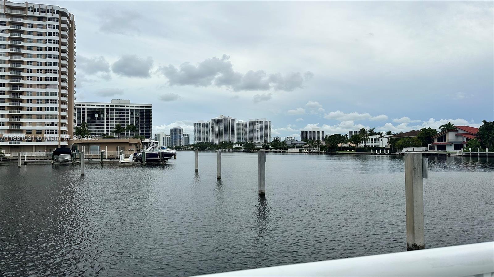 1913 S Ocean Dr # 410