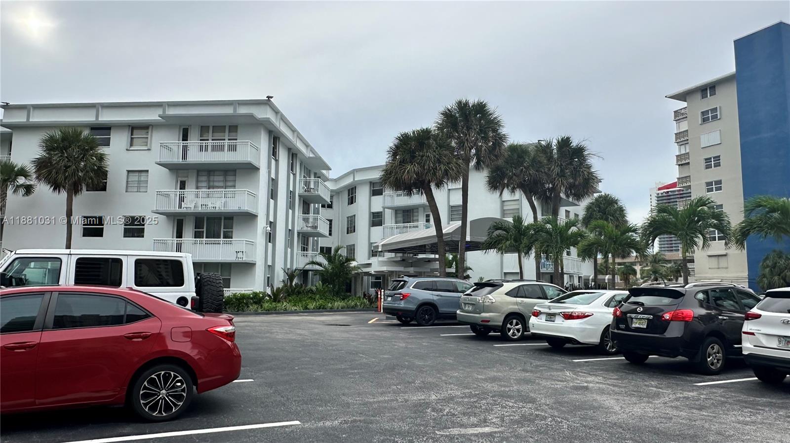 1913 S Ocean Dr # 410