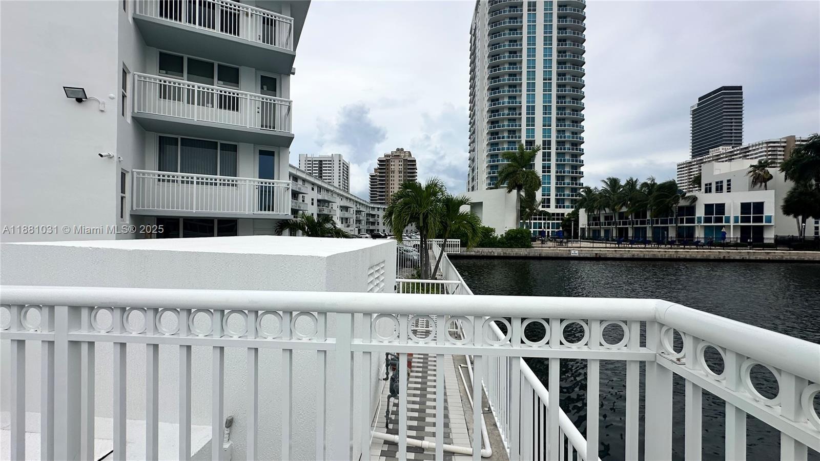 1913 S Ocean Dr # 410